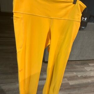Under Armour Compression Leggings in Vibrant Yellow